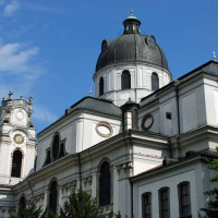 Koepel van de Kollegienkirche