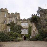 Vooraanzicht van Malahide Castle