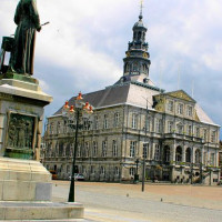 Standbeeld op de Markt van Maastricht