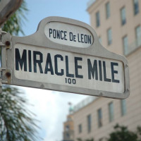 Naambord van de Miracle Mile