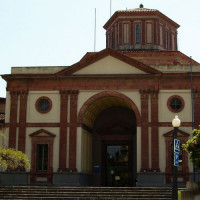 Voorkant van het Museu d'Arqueologia de Catalunya