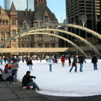 Mensen op Nathan Phillips Square