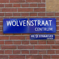 Naambordje van de Wolvenstraat