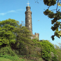 Zicht op het Nelson Monument