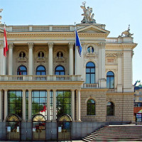 Gevel van het Opernhaus Zürich
