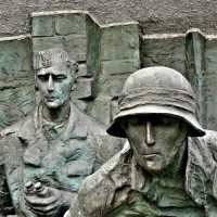 Beelden van het Opstand van Warschau-monument