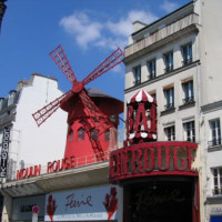 Aan de Moulin Rouge