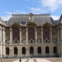 Vooraanzicht Palais des Beaux-Arts