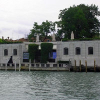 Gevel van het Peggy Guggenheim Museum