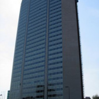 Zijkant van het Pirelli-gebouw