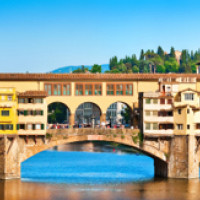 Ponte Vecchio van op de Arno