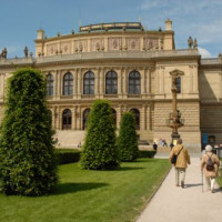 Gevel van het Rudolfinum