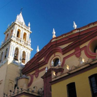 Gevel van de Iglesia de Santa Ana