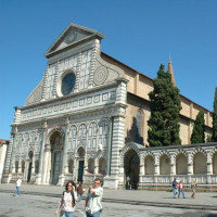 Zijaanzicht op de Santa Maria Novella