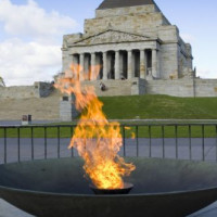 Vlam voor de Shrine of Remembrance