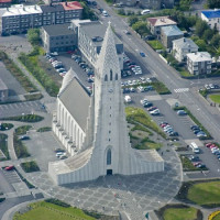 Luchtbeeld van de Hallgrímskirkja