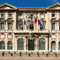 Voorgevel van het Stadhuis van Marseille
