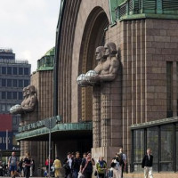 Zijaanzicht op het treinstation van Helsinki