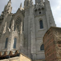 Trappen voor de Temple de Sagrat Cor