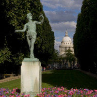 Beeldje in de Jardin du Luxembourg