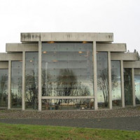 Buiten het Museum voor Antropologie