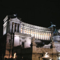 Nachtbeeld van het Victor Emanuel II -monument