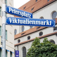 Naambord van de Viktualienmarkt