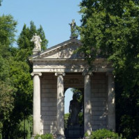 Bouwwerk aan de Villa Borghese