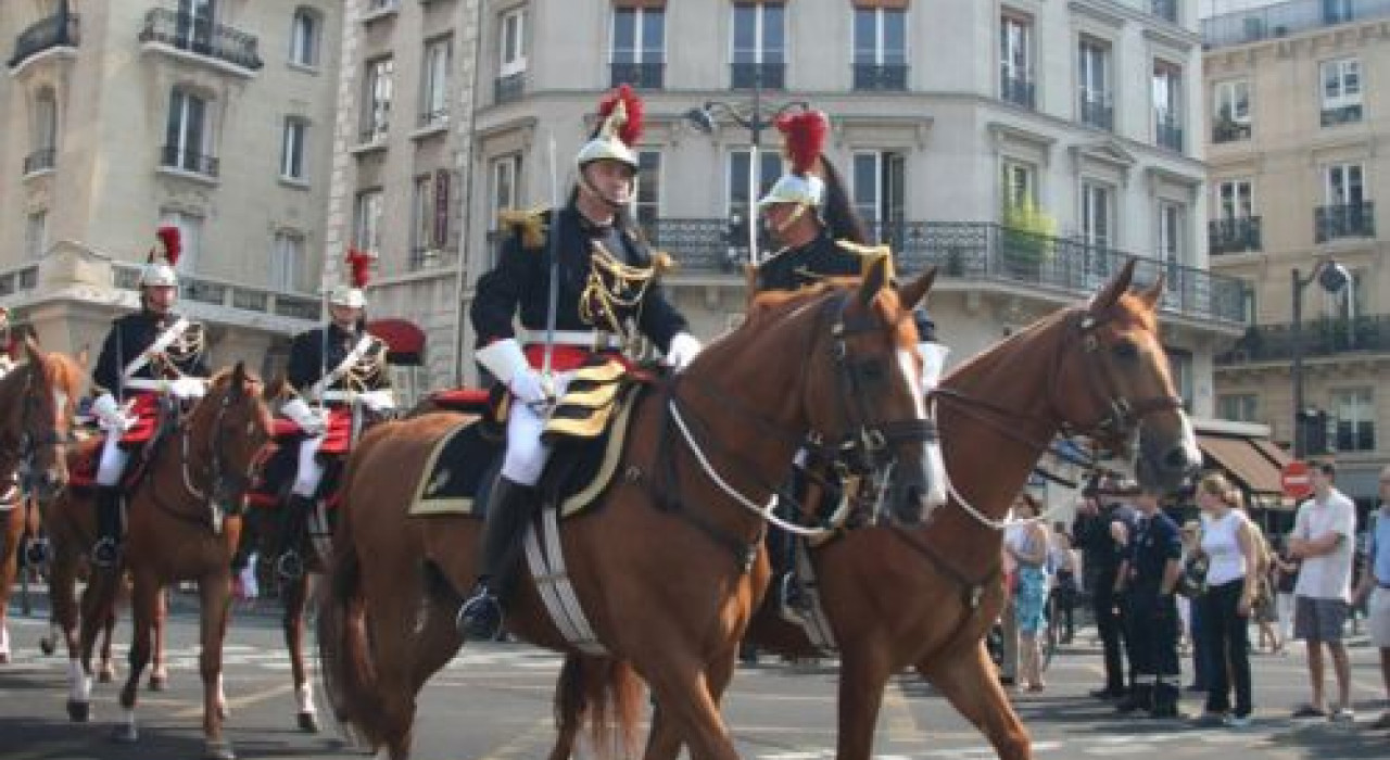 Nationale Feestdag van Frankrijk Parijs citytrip en reisinfo TakeATrip