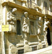 Casa degli Omenoni