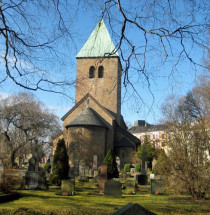 Gamle Aker Kirke