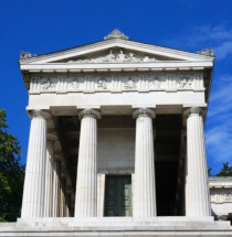 Rumeshalle en Beierenstandbeeld